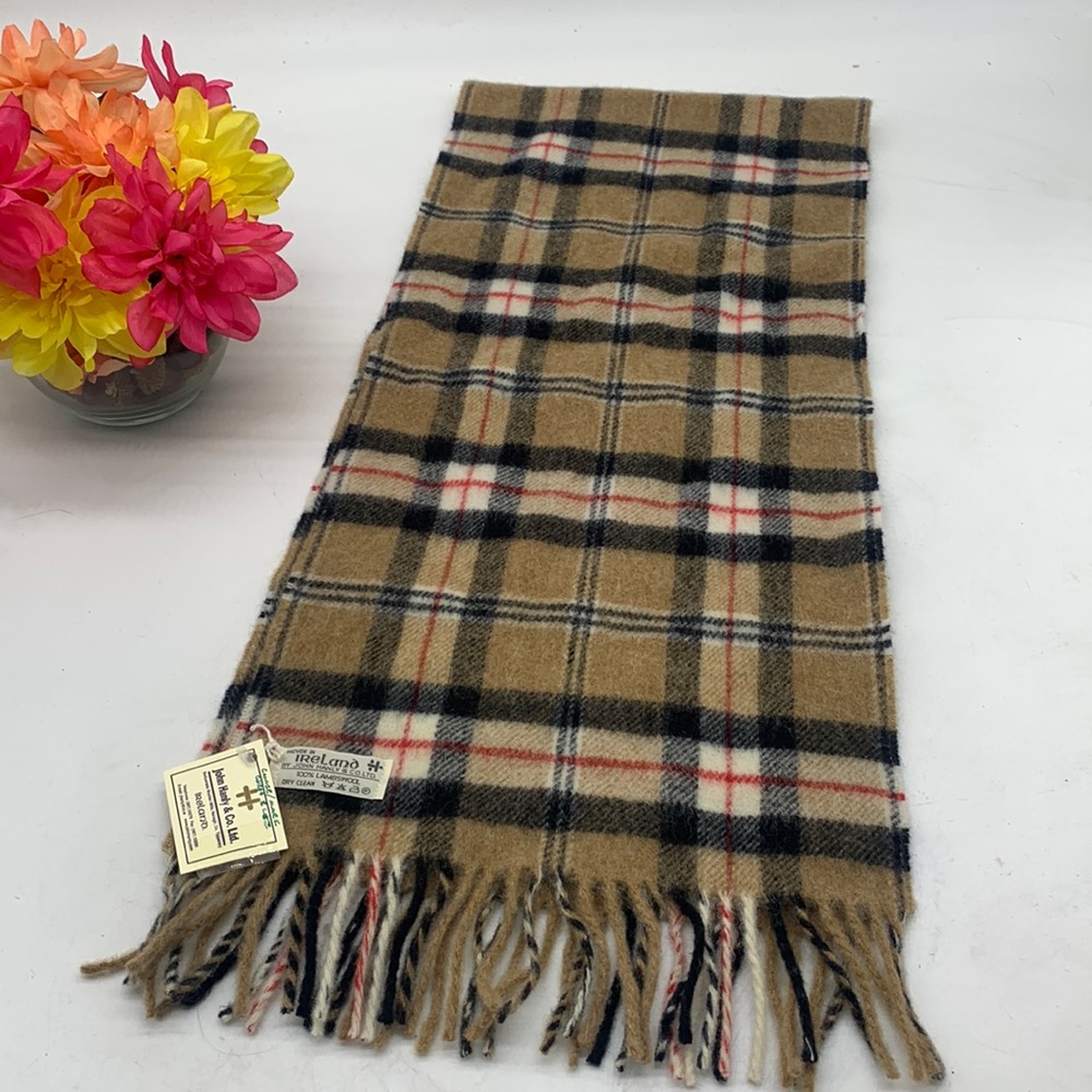 John Hanley & Co NWT Woolen Mills Lambswool Scarf NWT Tan Black Red